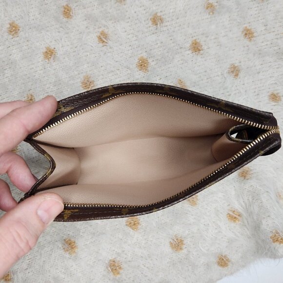 Louis Vuitton Monogram Toilette Bag, Authentic - Picture 4 of 5